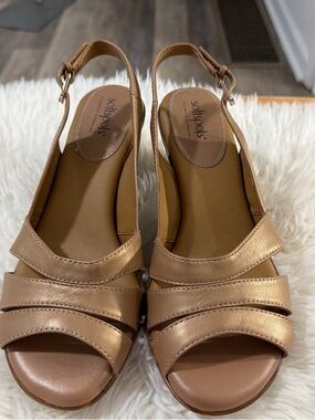 Softspots Women's Metallic Copper-Tan Slingback Sandals size 9.5